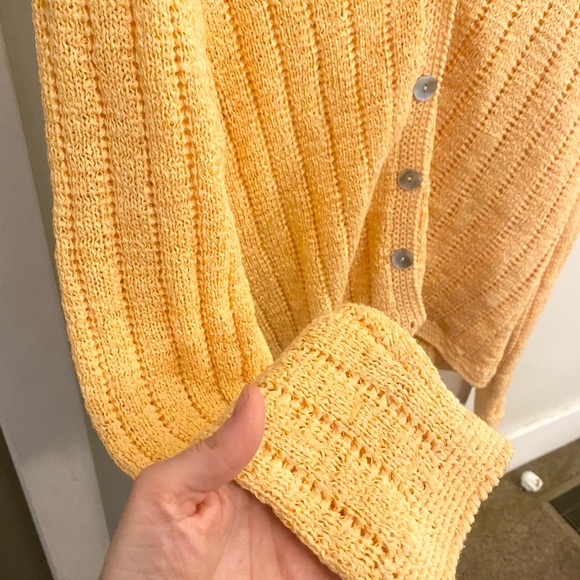 Vintage Cardigan - Picture 3 of 4